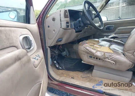 1998 Chevrolet K1500 Fleetside from USA, damaged, VIN 2GCEK19R5W1170696